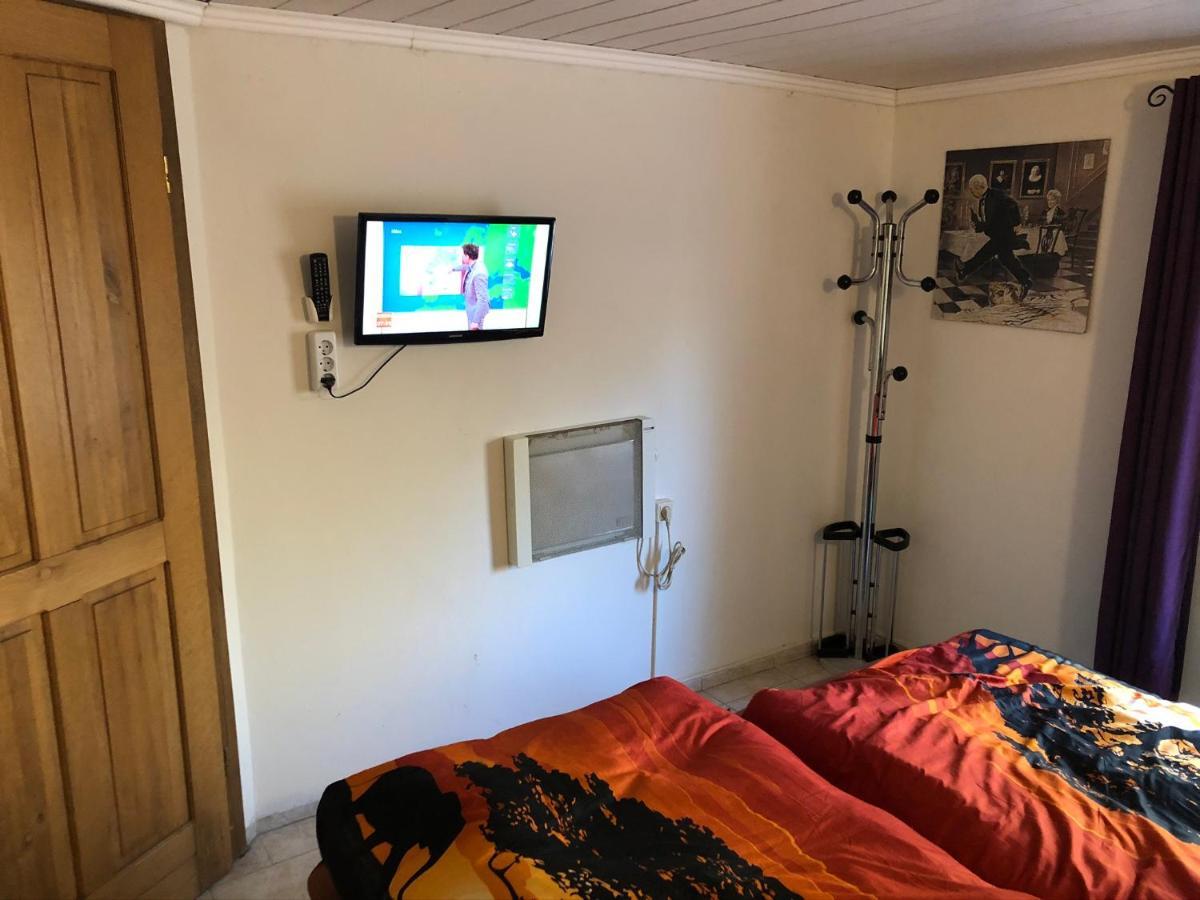 באיה Hero 4 Sterne Ferienhaus מראה חיצוני תמונה